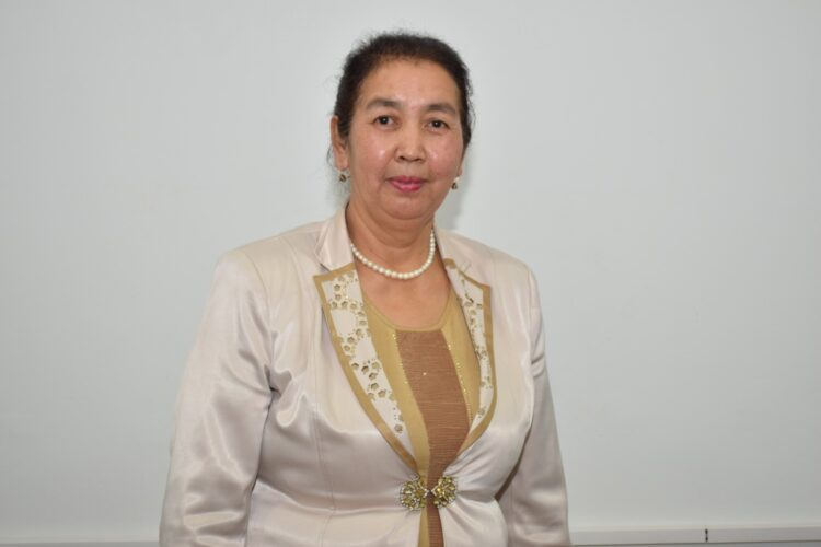 ТҮРКІСТАН: ӨНЕР МАЙТАЛМАНЫ МЕРЕЙЛІ ЖАСТА