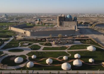 ТҮРКІСТАН: ІШКІ ТУРИЗМ ЭКОНОМИКАСЫ ҚАРҚЫНДЫ ДАМУДА