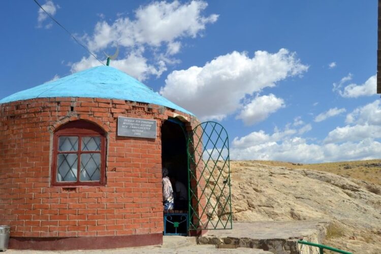ТҮРКІСТАН: ТҮРКІСТАН ӨҢІРІНДЕ ТЫЛСЫМ АҢЫЗҒА ТОЛЫ ТАРИХИ МҰРА