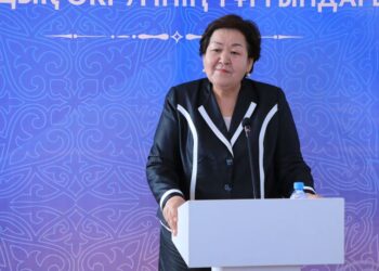 Г.ҚҰРМАНБЕКОВА: БИЫЛ БАЙЫРҚҰМНЫҢ ІШКІ КӨШЕЛЕРІНЕ ГАЗ ЖҮЙЕСІ ҚҰРЫЛЫСЫ БАСТАЛДЫ