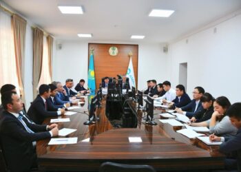 ОРДАБАСЫ АУДАНДЫҚ МӘСЛИХАТТАҒЫ «AMANAT» ПАРТИЯСЫ ФРАКЦИЯСЫНЫҢ ОТЫРЫСЫ ӨТТІ