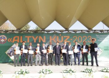 МАҚТААРАЛДА КҮЗГІ ЖИЫН-ТЕРІМ НАУҚАНЫ ҚОРЫТЫНДЫЛАНДЫ