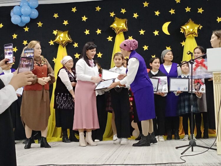 ӘЛЕМДІ КІТАП АРҚЫЛЫ ТАНИМЫН