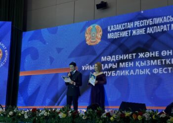 ТҮРКІСТАН ӨҢІРІНІҢ ӨНЕР ҰЖЫМДАРЫ РЕСПУБЛИКАЛЫҚ ФЕСТИВАЛЬГЕ ҚАТЫСУДА