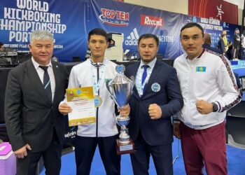ТҮРКІСТАНДЫҚ СПОРТШЫ КИКБОКСТАН ӘЛЕМ ЧЕМПИОНЫ АТАНДЫ