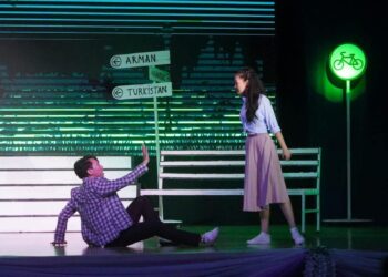 ТҮРКІСТАН МУЗЫКАЛЫҚ ДРАМА ТЕАТРЫ САРЫАҒАШ АУДАНЫНДА ӨНЕР КӨРСЕТТІ