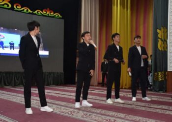 ТҮРКІСТАН: СОЗАҚТА «ЖАЙДАРМАН» САЙЫСЫНА ТҮСКЕН ҚАРЖЫ ӘЛЕУМЕТТІК АЗ ҚАМТЫЛҒАН ОТБАСЫЛАРҒА БЕРІЛДІ