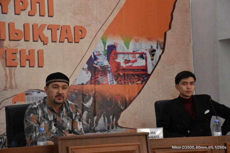 ДӘСТҮРЛІ ҚҰНДЫЛЫҚТАР КЕРУЕНІ СОЗАҚ АУДАНЫНДА