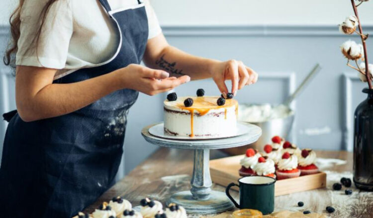 «Түркістан тәтті» кондитерлік дәмханасының маманы Гүлмира Өтегенова: «КОНДИТЕРЛІКТІ ХОББИДЕН БАСТАДЫМ»