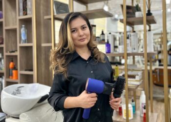 САРЫАҒАШТЫҚ КӘСІПКЕР ТҮРКІСТАНДА СҰЛУЛЫҚ САЛОНЫН АШҚАН