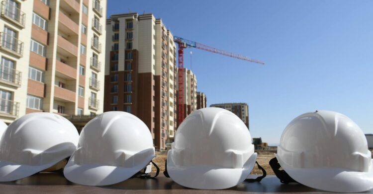 ТҮРКІСТАН ОБЛЫСЫНДА 241 НЫСАННЫҢ ҚҰРЫЛЫСЫ ЖҮРІП ЖАТЫР