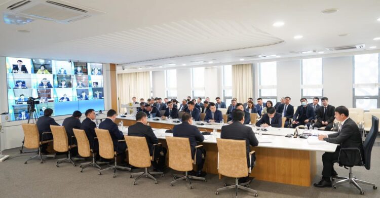 ТҮРКІСТАН: БІЛІМ ЖӘНЕ ДЕНСАУЛЫҚ САҚТАУ НЫСАНДАРЫ ТАПШЫЛЫҒЫН ЖОЮДА ИНВЕСТОРЛАРДЫҢ ДА ӘЛЕУЕТІ ҚОЛДАНЫЛАДЫ