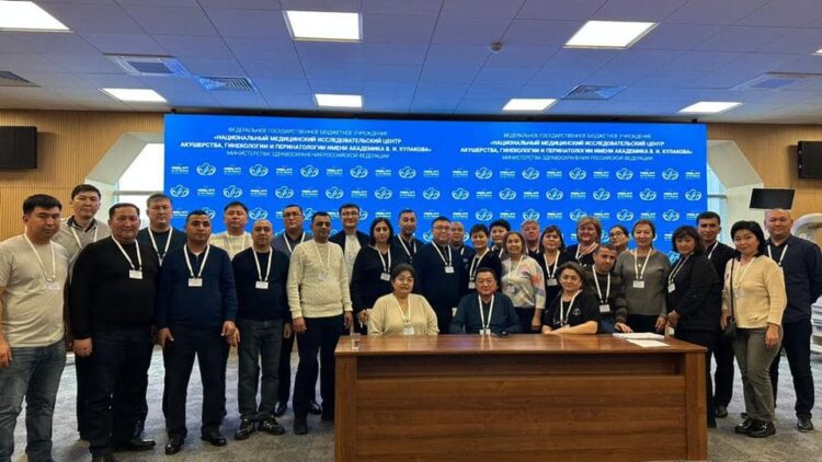 ТҮРКІСТАНДЫҚ ДӘРІГЕРЛЕР ПЕТЕРБУРГТЕ БІЛІКТІЛІКТЕРІН АРТТЫРДЫ