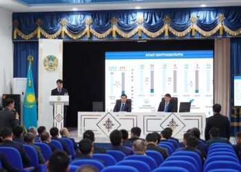 ЖЕТІСАЙДАҒЫ ЖҰРТТЫҢ ЖАҒДАЙЫН ЖАҚСАРТУ ЖОЛДАРЫ ЖҮЙЕЛЕНДІ