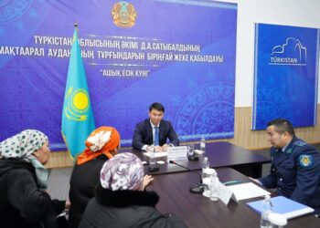 ӨҢІР БАСШЫСЫ ДАРХАН САТЫБАЛДЫ МАҚТААРАЛ АУДАНЫНДА БІРЫҢҒАЙ ҚАБЫЛДАУ ӨТКІЗДІ