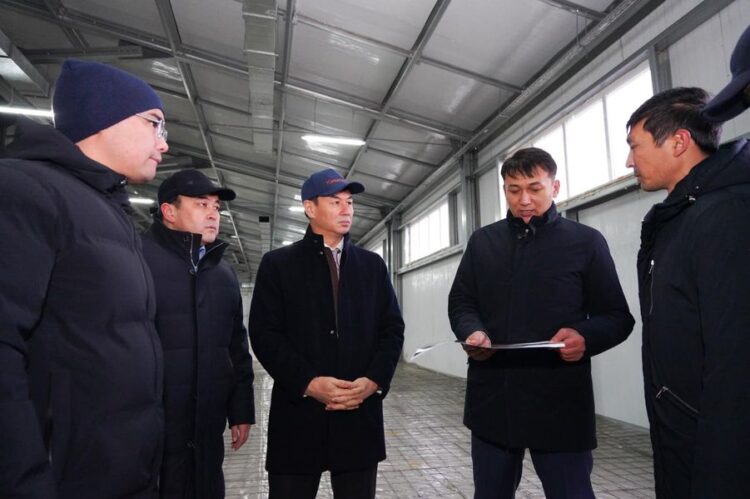 ДАРХАН САТЫБАЛДЫ КӨКӨНІС САҚТАУ ҚОЙМАСЫ МЕН ӨНДІРІСТІК ПАРККЕ БАРДЫ