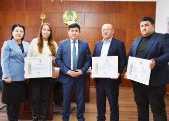 ORDABASY: АУДАННЫҢ ЭКОНОМИКАЛЫҚ ДАМУЫНА ҮЛЕС ҚОСҚАН КӘСІПКЕРЛЕРГЕ АЛҒЫС АЙТТЫ