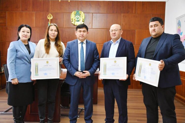 ORDABASY: АУДАННЫҢ ЭКОНОМИКАЛЫҚ ДАМУЫНА ҮЛЕС ҚОСҚАН КӘСІПКЕРЛЕРГЕ АЛҒЫС АЙТТЫ