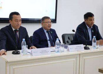 МӘЖІЛІС ДЕПУТАТЫ ТӨЛЕБИ АУДАНЫНА АРНАЙЫ ІС-САПАРМЕН КЕЛДІ