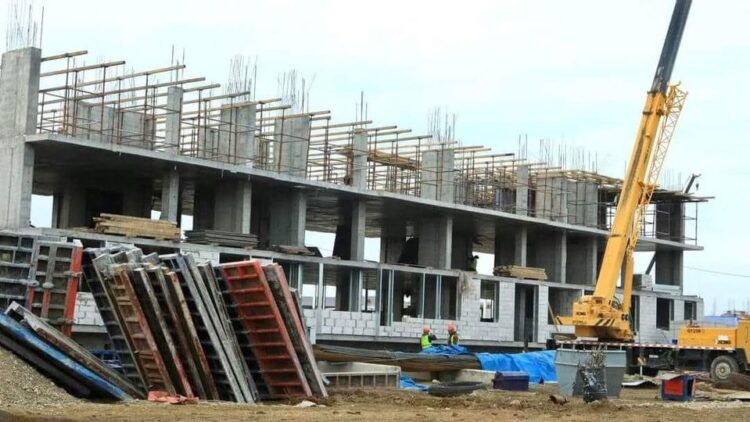 ТҮРКІСТАНДА 5 ҚАБАТТЫ 20 ҮЙ САЛЫНУДА