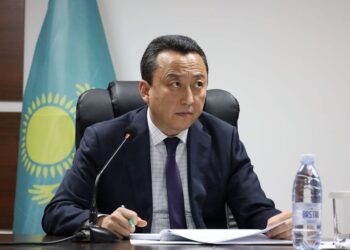 ӨЗЕКТІ МӘСЕЛЕЛЕР КҮН ТӘРТІБІНДЕ