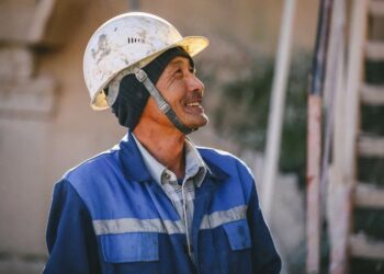 ЕҢБЕК АДАМЫ ӘРҚАШАН ЖОҒАРЫ ҚҰРМЕТКЕ ЛАЙЫҚ