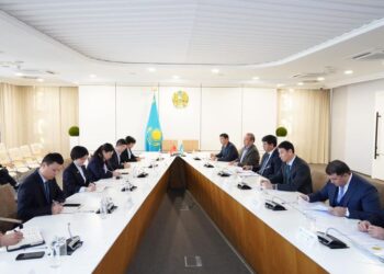 ТҮРКІСТАН ОБЛЫСЫНДА 2 КҮН, 2 ЖЕЛ ЭЛЕКТР СТАНЦИЯСЫН САЛУ ЖӨНІНДЕ КЕЛІССӨЗ ЖҮРГІЗІЛДІ