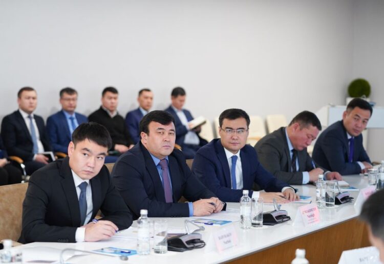 ТҮРКІСТАН ОБЛЫСЫНДА МАҚТАНЫ ЖАҢА ТЕХНОЛОГИЯМЕН ӨСІРУ ЖӘНЕ ӨҢДЕУ БОЙЫНША ИНВЕСТОРМЕН КЕЛІССӨЗ ЖҮРГІЗІЛДІ