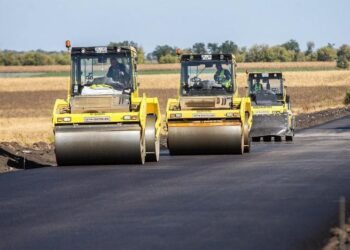 ТҮРКІСТАН ОБЛЫСЫНДА БИЫЛ 800 ШАҚЫРЫМҒА ЖУЫҚ ЖОЛДЫҢ ҚҰРЫЛЫС-ЖӨНДЕУ ЖҰМЫСТАРЫ ЖҮРЕДІ