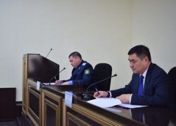 ОТЫРАР: «ИНВЕСТОРЛАРДЫ ҚОРҒАУ ЖӨНІНДЕГІ ПРОКУРОРЛЫҚ СҮЗГІ» ЖОБАСЫНЫҢ МАҢЫЗДЫЛЫҒЫ ТҮСІНДІРІЛДІ