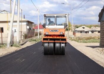 ТҮРКІСТАН: КЕНТАУДА БИЫЛ 32 ШАҚЫРЫМ ЖОЛДЫ ЖӨНДЕУ ЖОСПАРЛАНУДА