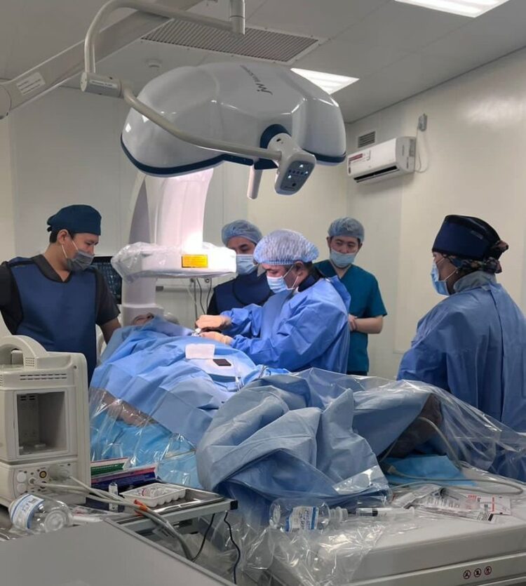 ТҮРКІСТАН ОРТАЛЫҚ ҚАЛАЛЫҚ АУРУХАНАСЫНДА ЖАҢА ӘДІСПЕН ОТА ЖАСАЛДЫ