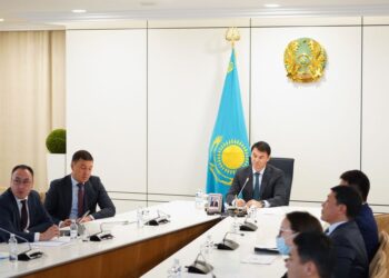 ТҮРКІСТАН ОБЛЫСЫ ЕЛДІ МЕКЕНДЕРДІ ГАЗДАНДЫРУДА РЕСПУБЛИКАДА КӨШ БАСТАП ТҰР