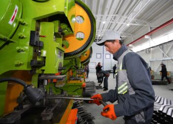 Өңірде инвестиция тарту, кәсіпорындар ашу жұмыстары қарқынды жүргізілуде