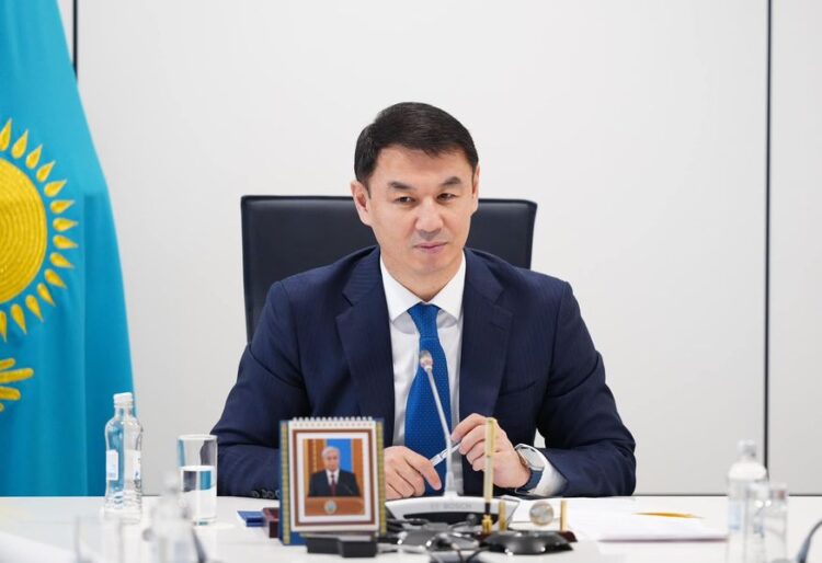 ДАРХАН САТЫБАЛДЫ ТҮРКІСТАН ОБЛЫСЫНДА СУ ҮНЕМДЕУ ТЕХНОЛОГИЯСЫН ПАЙДАЛАНУ КӨРСЕТКІШІН КӨТЕРУ БОЙЫНША НАҚТЫ ТАПСЫРМАЛАР БЕРДІ