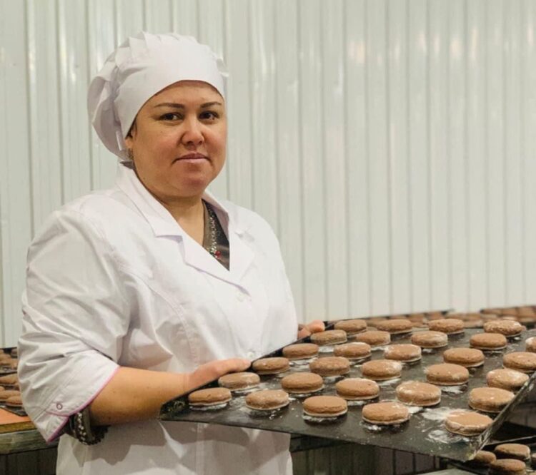 ТҮРКІСТАН: САУРАНДЫҚ КӘСІПКЕР МЕМЛЕКЕТТІК БАҒДАРЛАМА АРҚЫЛЫ 10 АДАМДЫ ЖҰМЫСПЕН ҚАМТЫДЫ