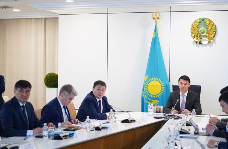 ТҮРКІСТАН: ТҰРҒЫН ҮЙ-КОММУНАЛДЫҚ ШАРУАШЫЛЫҒЫ САЛАСЫН ЖАНДАНДЫРУ ЖОЛДАРЫ ҚАРАЛДЫ