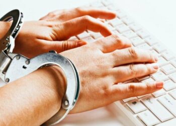 Жалған ақпарат неге тез тарайды және оны қалай ажыратуға болады?