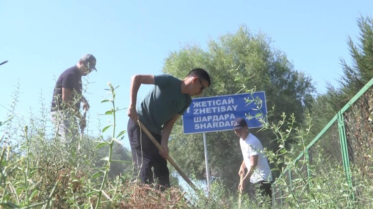 «ТАЗА ҚАЗАҚСТАН»: ЖЕТІСАЙДА 500-ГЕ ЖУЫҚ АДАМ ТАЗАЛЫҚ АКЦИЯСЫНА ҚАТЫСТЫ