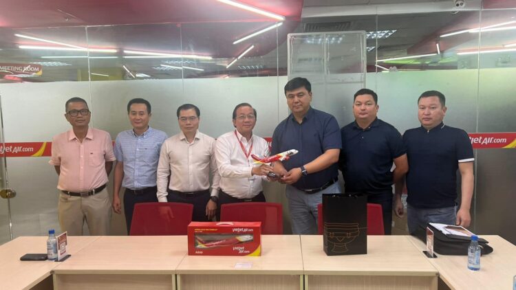 ТҮРКІСТАНДЫҚ ДЕЛЕГАЦИЯ ВЬЕТНАМДА ХАЛЫҚАРАЛЫҚ ӘУЕЖАЙДЫҢ ӘЛЕУЕТІН КӨТЕРУ БОЙЫНША КЕЛІССӨЗ ЖҮРГІЗДІ