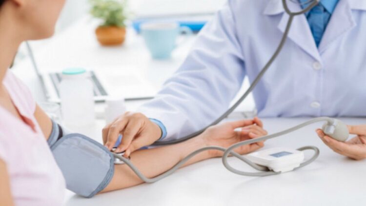 ЖИТЕЛИ ТУРКЕСТАНСКОЙ ОБЛАСТИ ПОЛУЧИЛИ МЕДИЦИНСКУЮ ПОМОЩЬ В РАМКАХ СТРАХОВОГО ПАКЕТА НА СУММУ ОКОЛО 114 МЛРД ТЕНГЕ