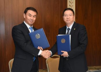 ТҮРКІСТАН ОБЛЫСЫНА 1 МЛРД 615 МЛН. АҚШ ДОЛЛАРЫ КӨЛЕМІНДЕ ИНВЕСТИЦИЯ ТАРТУ ЖӨНІНДЕГІ МЕМОРАНДУМДАРҒА ҚОЛ ҚОЙЫЛДЫ