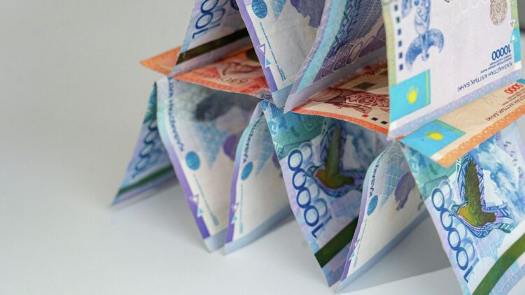 Қаржы пирамидаларының арбауына түспеңіз!