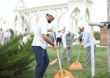 АТАҚТЫ ВАЙНЕР МЕН ӘЛЕМ ЧЕМПИОНЫ ТАЗАЛЫҚ АКЦИЯСЫНА АТСАЛЫСТЫ