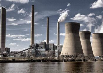 Бүгінгі таңда АЭС салу қауіпсіз емес, қайта тиімді