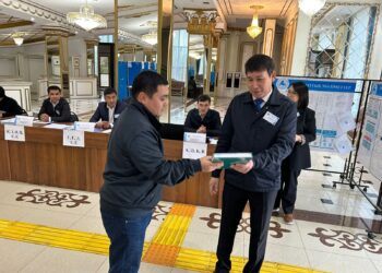 ПОЛИЦИЯ МЕН ТЖ ӨКІЛДЕРІ ШЫМКЕНТТЕГІ №231 УЧАСКЕДЕ ДАУЫС БЕРДІ