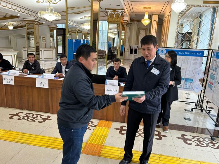 ПОЛИЦИЯ МЕН ТЖ ӨКІЛДЕРІ ШЫМКЕНТТЕГІ №231 УЧАСКЕДЕ ДАУЫС БЕРДІ