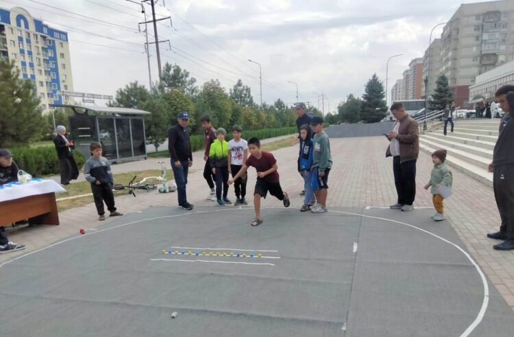 ПОЛИЦИЯ МЕН ТЖ ӨКІЛДЕРІ ШЫМКЕНТТЕГІ №231 УЧАСКЕДЕ ДАУЫС БЕРДІ