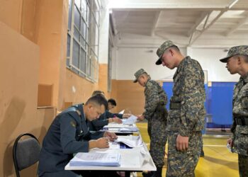 Референдум по АЭС: на 2 участках голосование началось в 6 утра