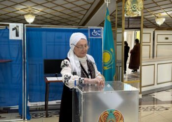 ШЫМКЕНТ ЖАСТАРЫ РЕФЕРЕНДУМҒА ОРАЙ ҰЙЫМДАСТЫРЫЛҒАН «БІЗ ӨРКЕНДЕГЕН ЕЛ ҮШІН» АКЦИЯСЫНА ҚАТЫСТЫ